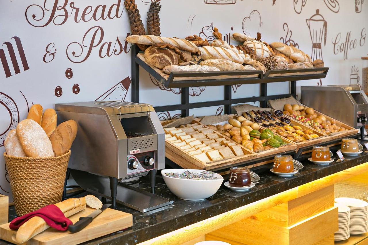 Nhu Minh Plaza Danang Hotel Екстериор снимка